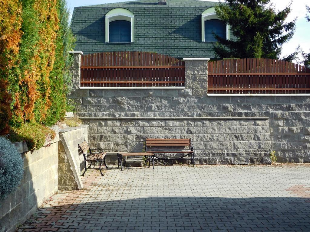 Penzion Petko Vysoké Tatry エクステリア 写真